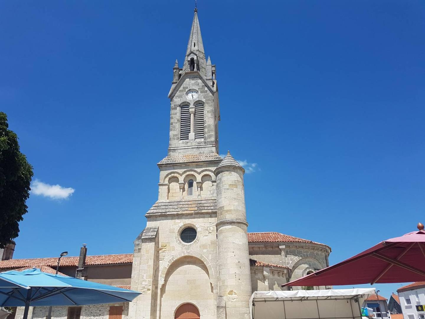 St Georges De Didonne - Agreable Petite Maison Avec Cour - 1 Chambre Сен-Жорж-де-Дідонн Екстер'єр фото
